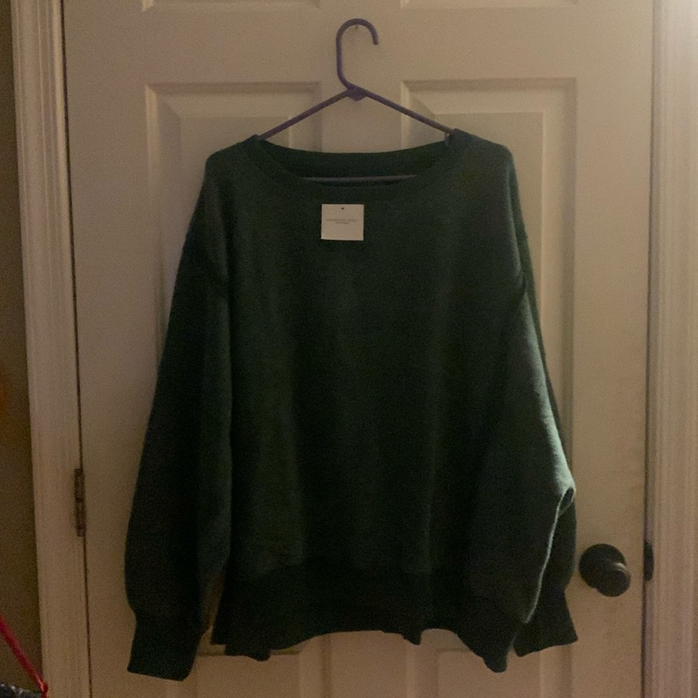 Brand new “This feels seriously huggable by American eagle”sweat suit